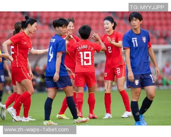 现代制铁女足与水原FCM女足激战正酣争夺女足联赛荣耀之战 现代制铁女足与水原FCM女足激战正酣争夺女足联赛荣耀之战